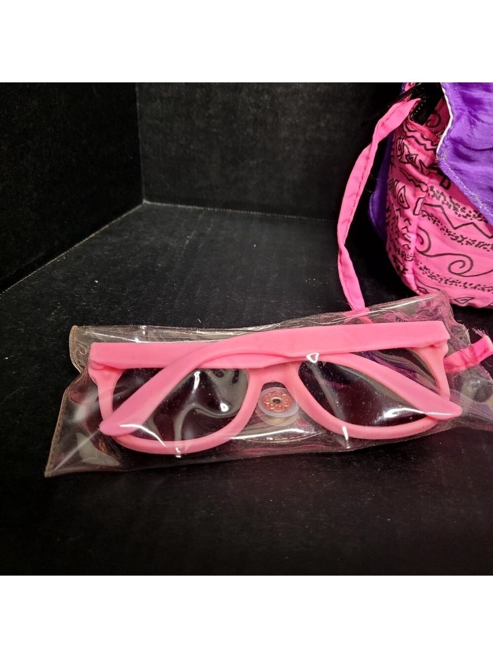 Vintage 1980's Childs Purple and Pink Fun 'N' Sun E.J. Wave Babe Bag - Picture 3 of 6